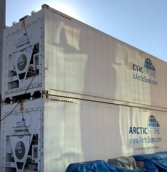 Shipyards in Turkey implemented temperature-controlled containers to store battery systems safely at +15°C to +20°C, ensuring performance and operational efficiency without building new infrastructure.